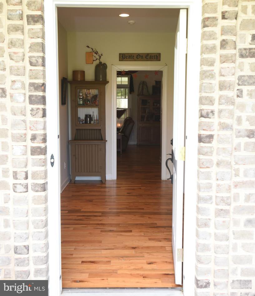 7327 Dam 4 Road Sharpsburg, MD 21782 - Photo 7 of 30 Interior (General)
