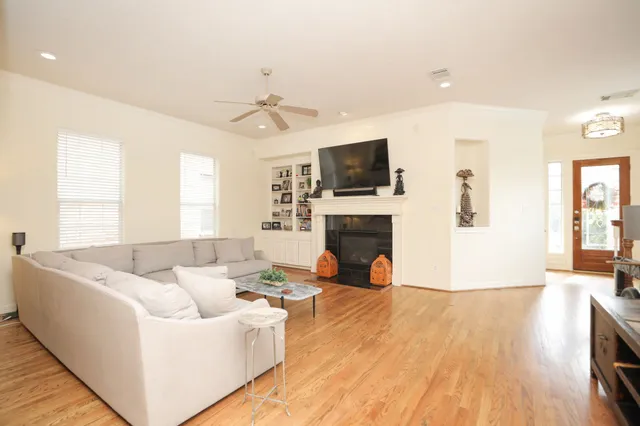 $499,900 | 3130 Heritage Creek Terrace, Houston, TX 77008