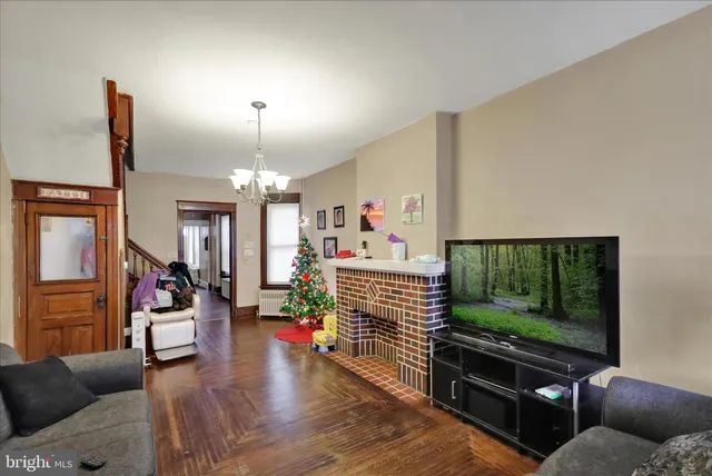 $174,900 | 531 North Front Street, Reading, PA 19601