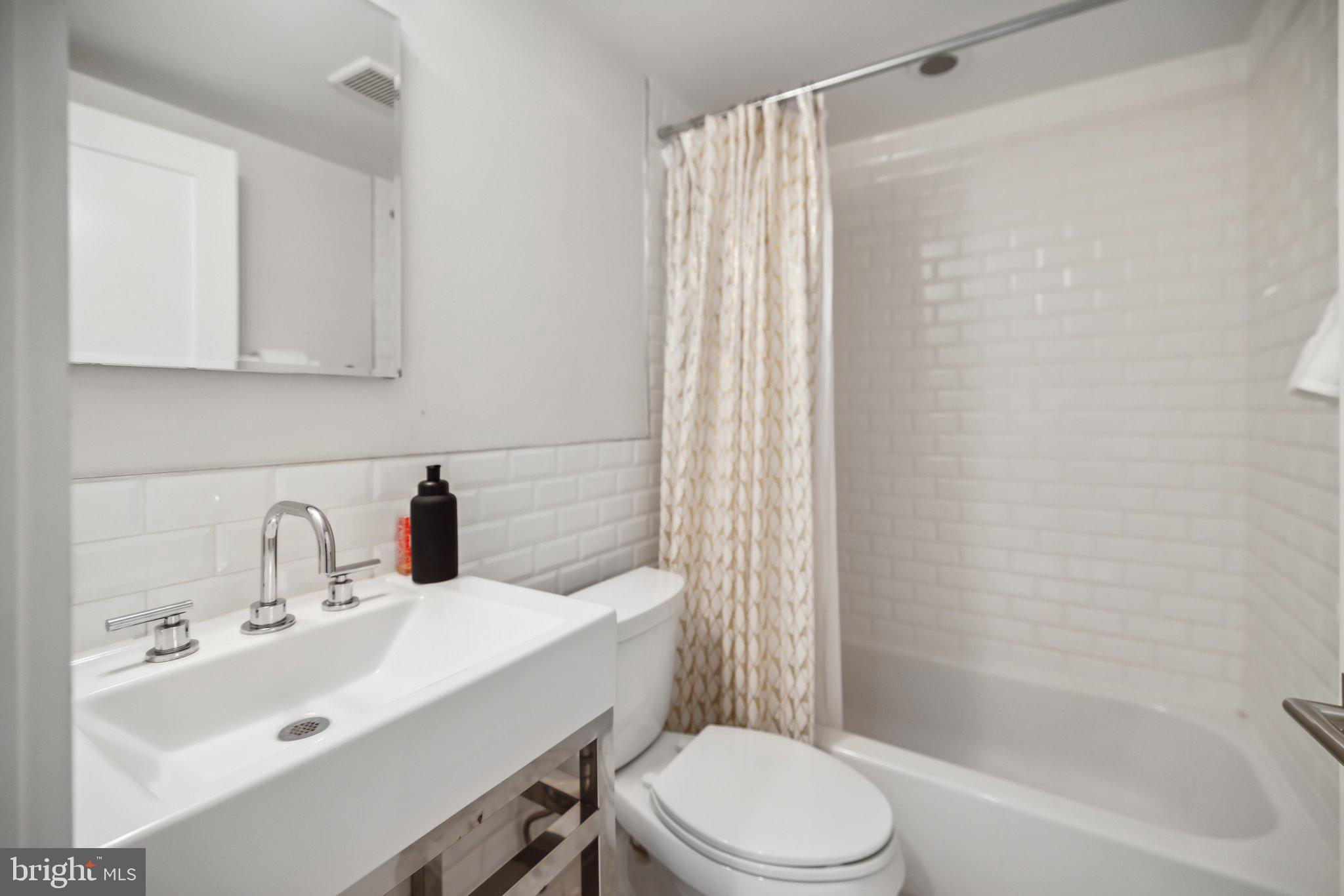 1601 18th Street Northwest, Unit 304 Washington, DC 20009 - Photo 15 of 24