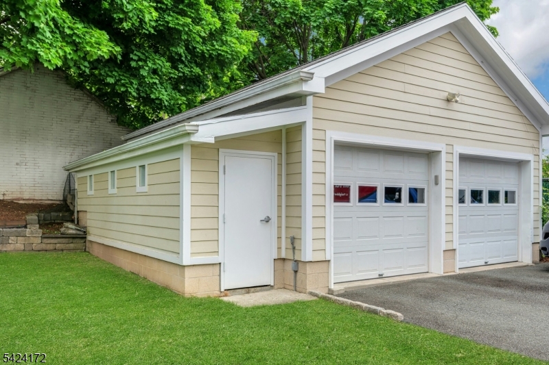 16 Russell Place Summit, NJ 07901 - Photo 20 of 20
