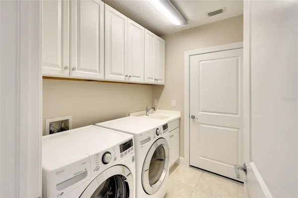 $535,000 | 7482 Divot Loop, Unit 6A, Bradenton, FL 34202