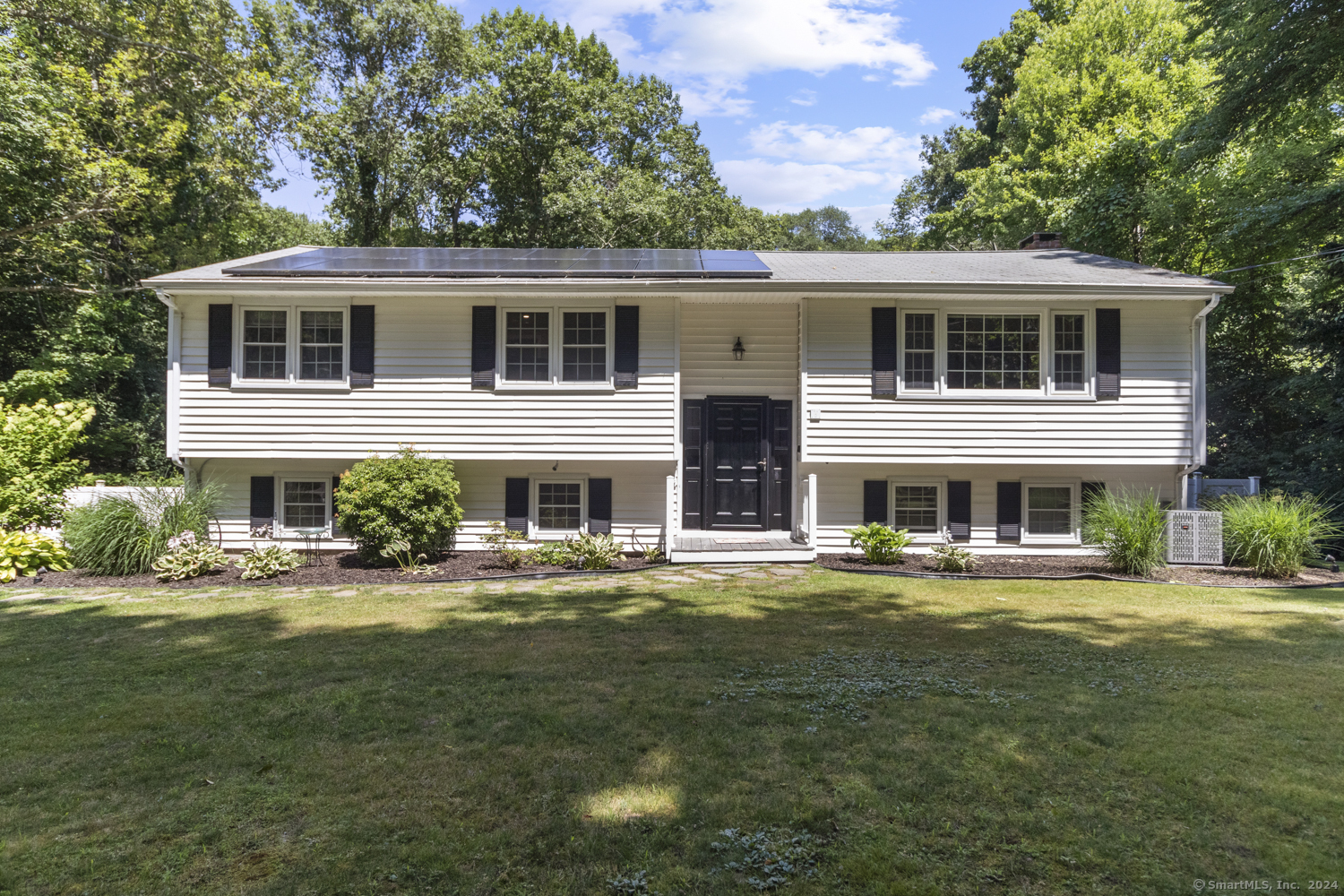 138 Squires Road Madison, CT 06443 - Photo 1 of 1