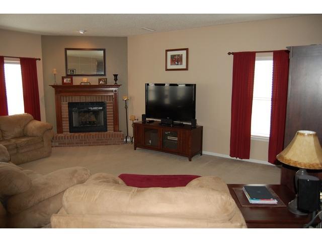 9221 West Reflection Court Pendleton, IN 46064 - Photo 6 of 23 Gallery Image 6