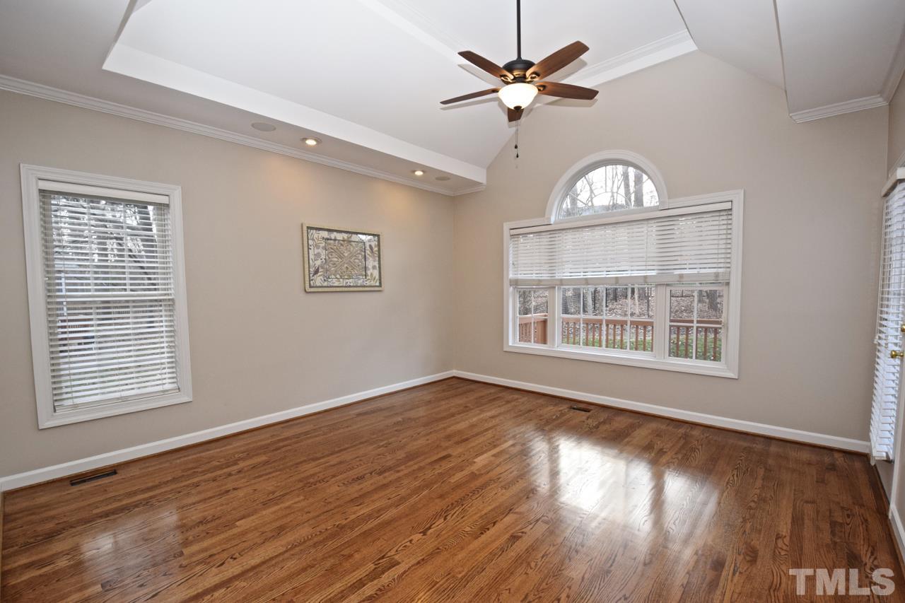 12421 Mayhurst Place Raleigh, NC 27614 - Photo 12 of 25 Gallery Image 12