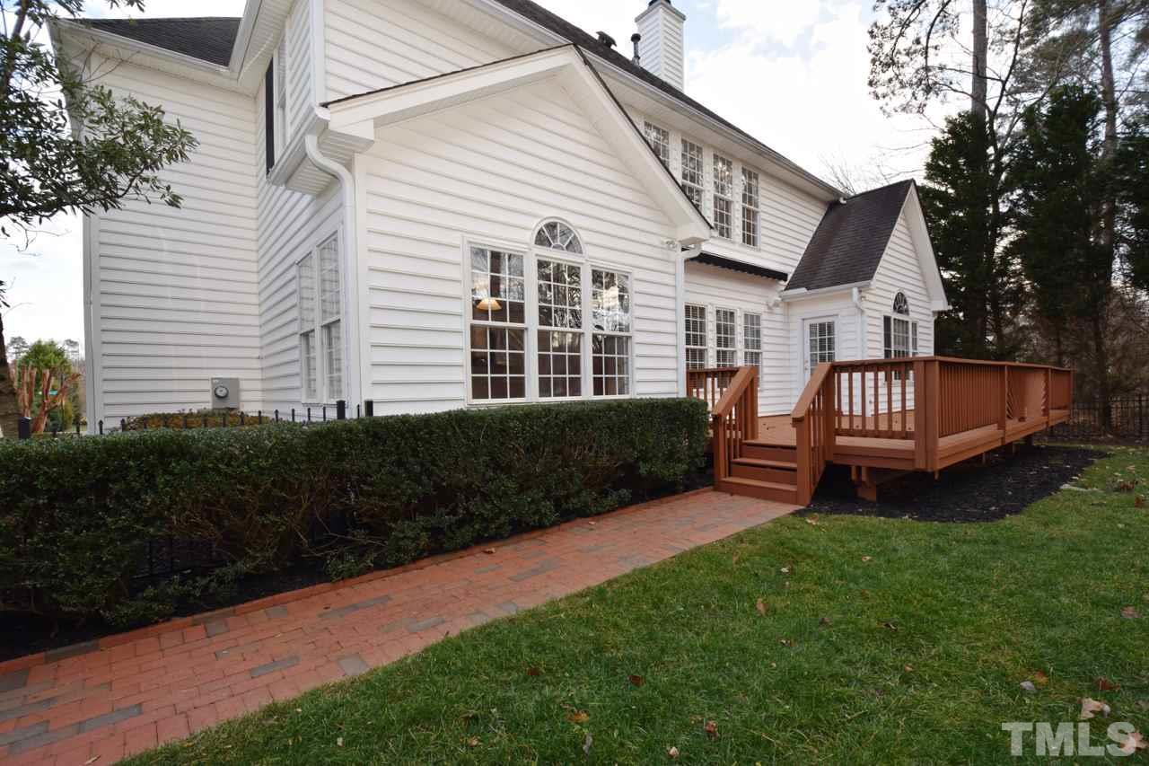 12421 Mayhurst Place Raleigh, NC 27614 - Photo 24 of 25 Gallery Image 24