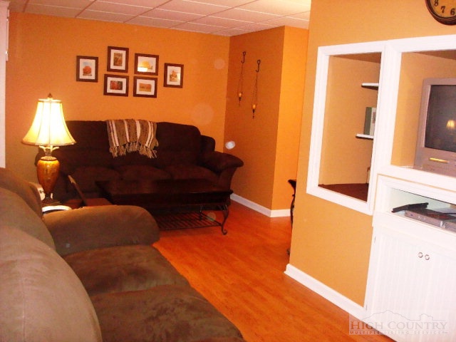 250 Deer Ridge Road Crumpler, NC 28617 - Photo 8 of 22 Gallery Image 8