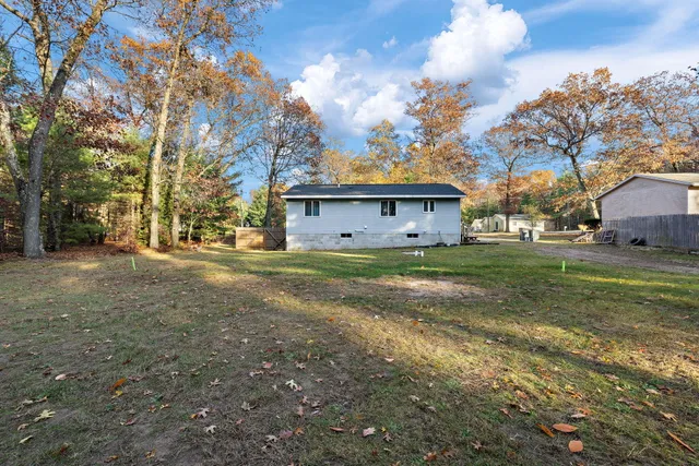 $199,900 | 6779 Automobile Road, Twin Lake, MI 49457