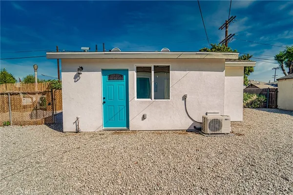 $1,995 | 11420 Clovis Avenue, Los Angeles, CA 90059