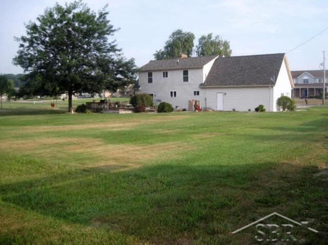 7545 Geddes Road Saginaw, MI 48609 - Photo 4 of 14 20035264-3.JPG