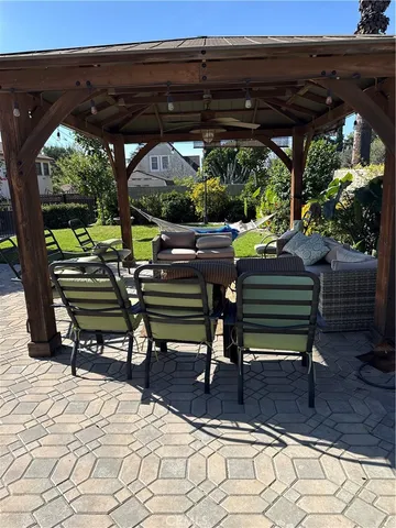 $950 | 4492 12th Street, Riverside, CA 92501