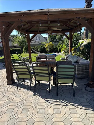 $950 | 4492 12th Street, Riverside, CA 92501