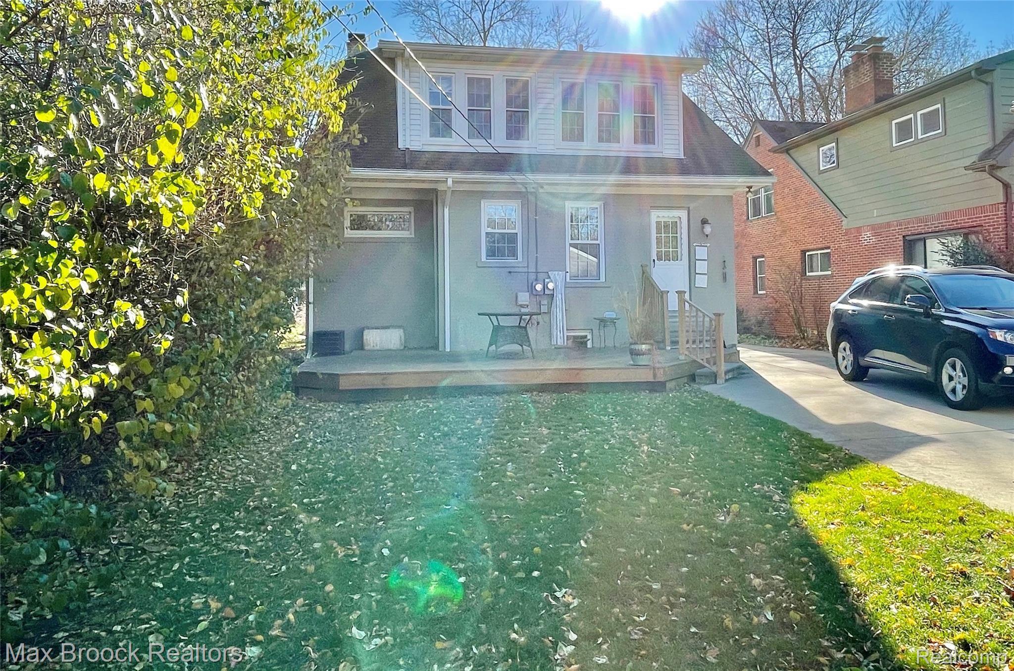 1922 Wiltshire Road Berkley, MI 48072 - Photo 40 of 40 fullsizeoutput_b6a.jpeg