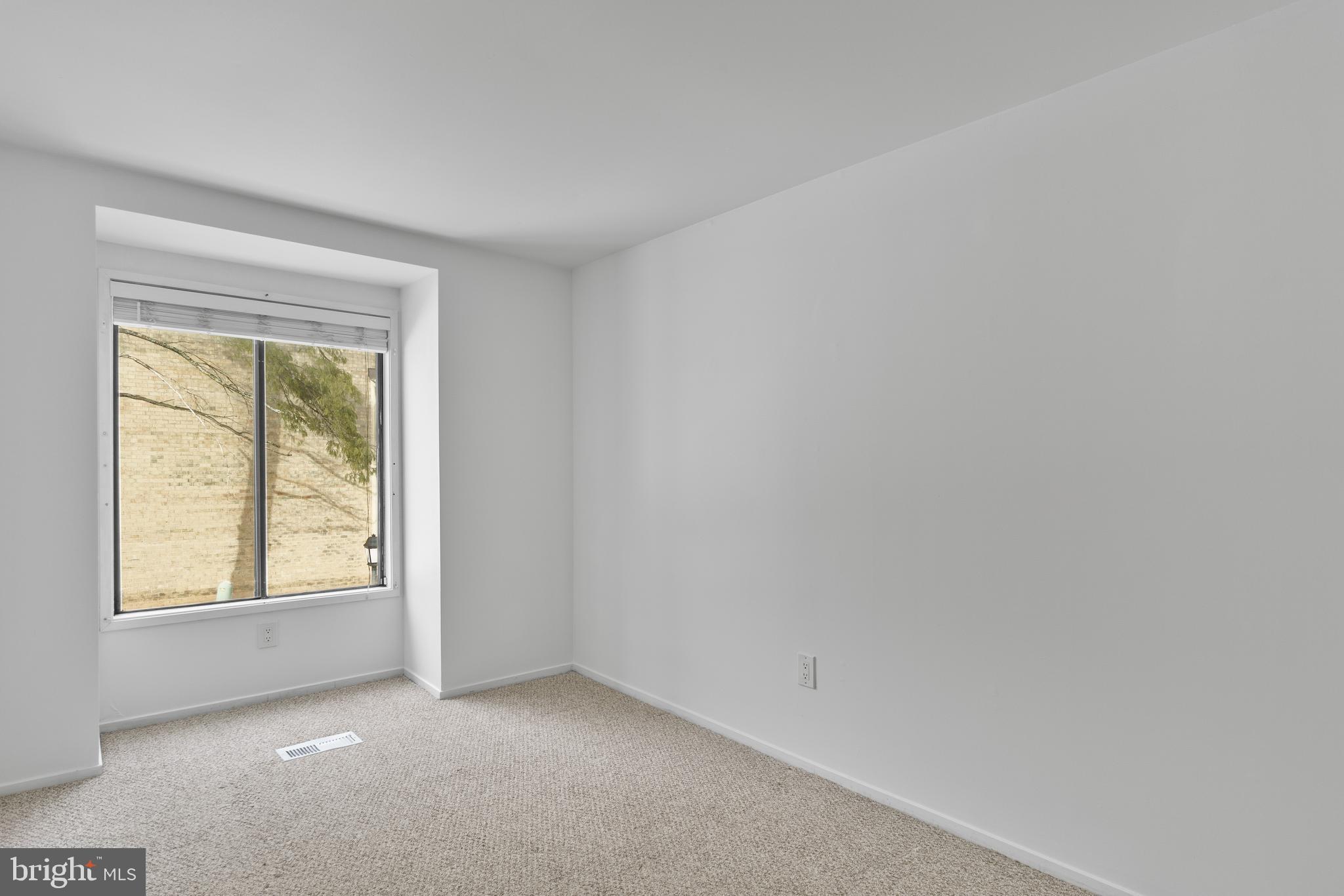 8619 Welbeck Way Gaithersburg, MD 20886 - Photo 16 of 25