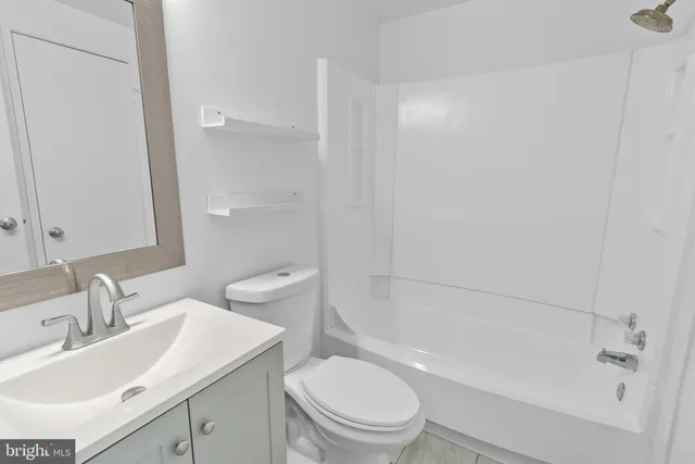 $2,300 | 8619 Welbeck Way, Gaithersburg, MD 20886