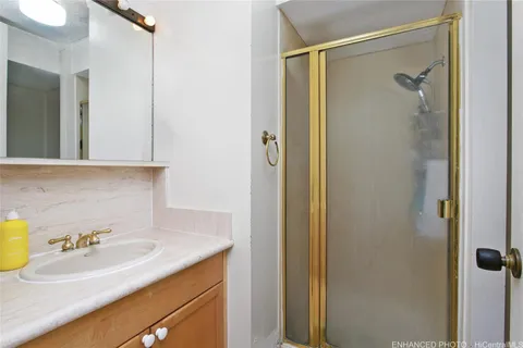 $649,000 | 250 Kawaihae Street, Unit 2E, Honolulu, HI 96825