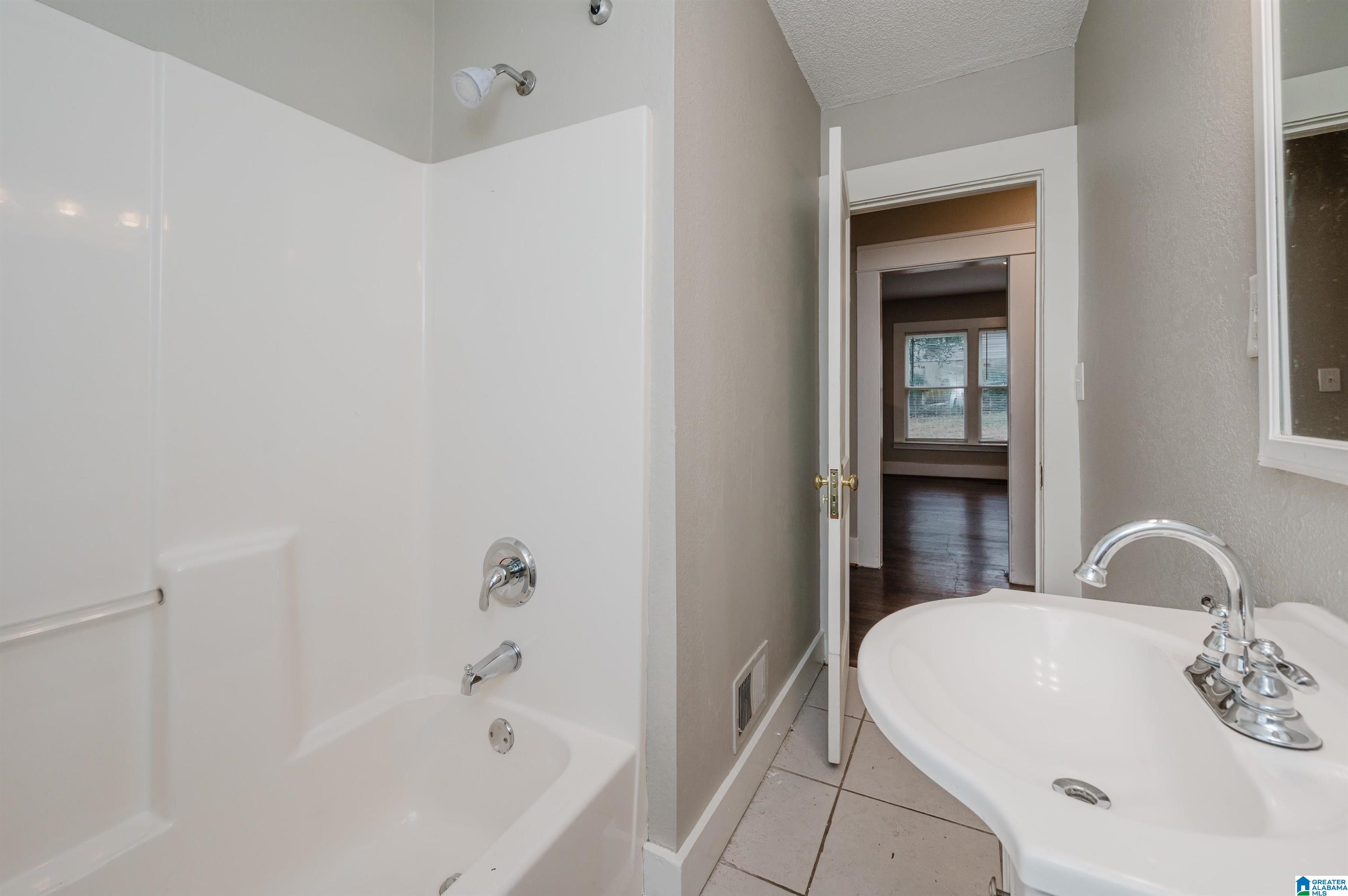 8164 Rugby Avenue Birmingham, AL 35206 - Photo 33 of 36