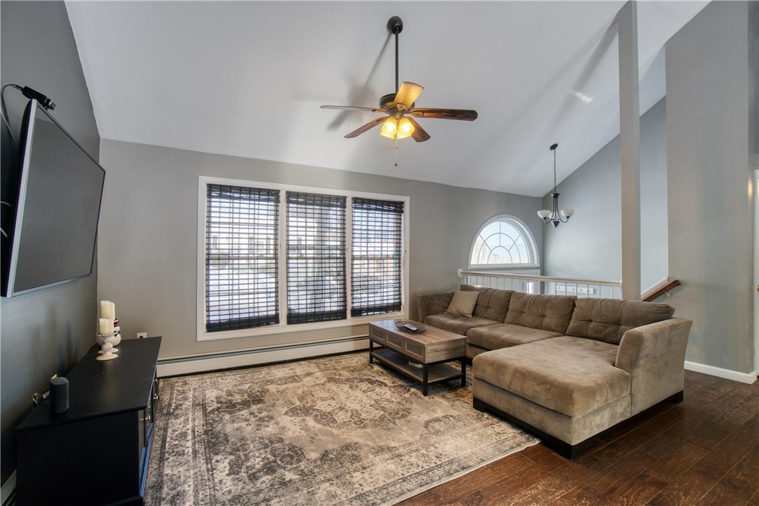 33 First Street Worcester, MA 01602 - Photo 3 of 12 Gallery Image 3