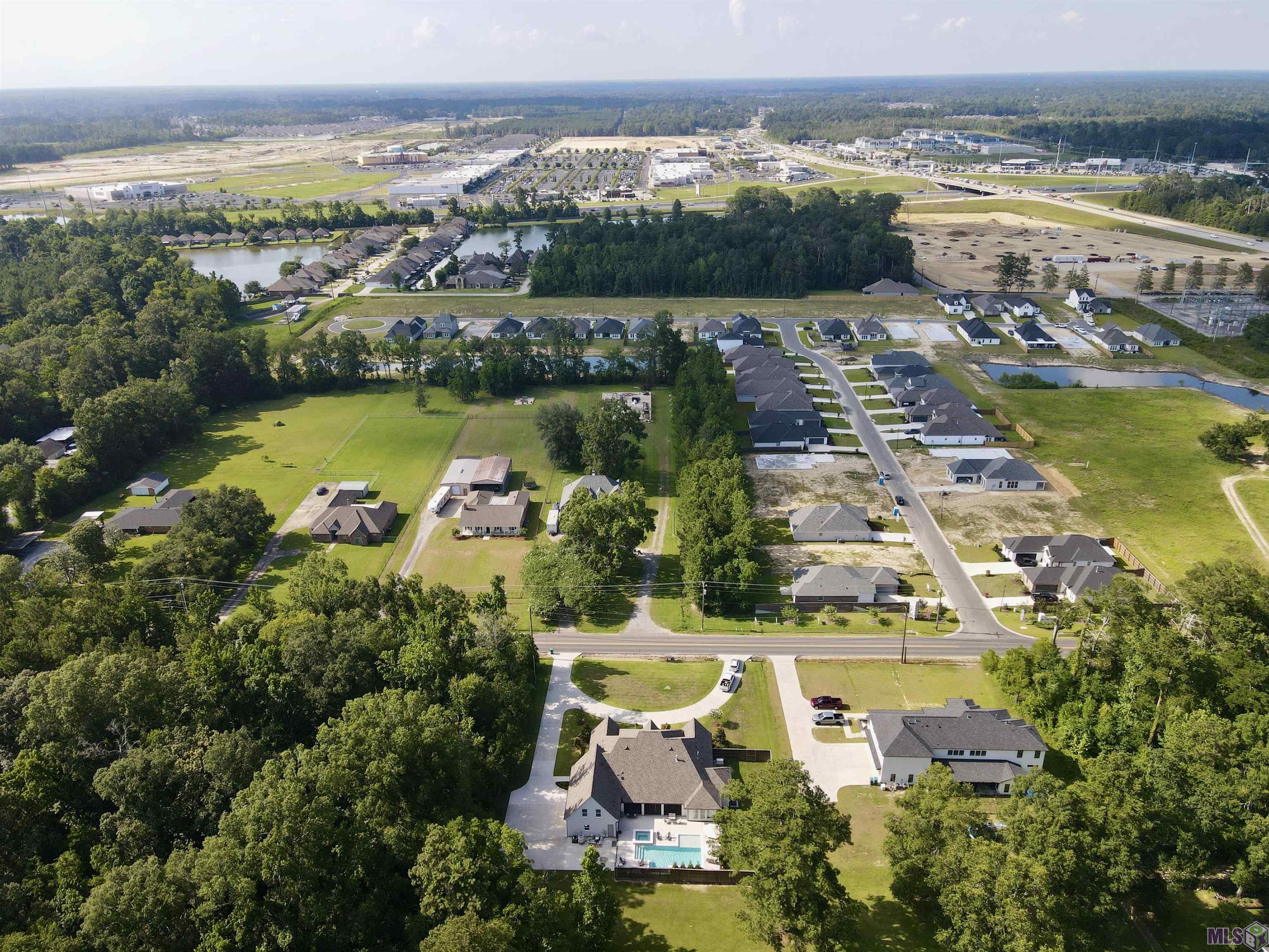 9984 Forrest Delatte Road Denham Springs, LA 70726 - Photo 10 of 59 A Minute Away From I12 and Juban Crossing
