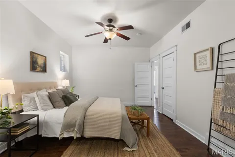 $365,000 | 5928 De Giverville Avenue, St. Louis, MO 63112