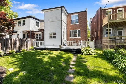 $365,000 | 5928 De Giverville Avenue, St. Louis, MO 63112