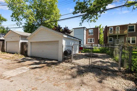$365,000 | 5928 De Giverville Avenue, St. Louis, MO 63112