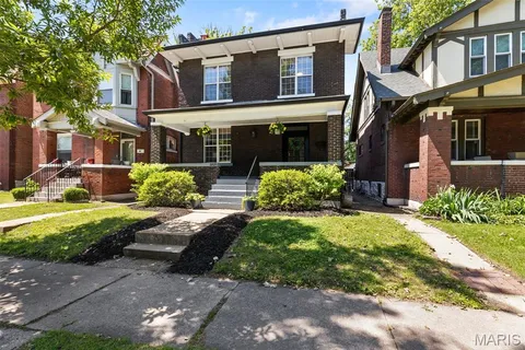 $365,000 | 5928 De Giverville Avenue, St. Louis, MO 63112