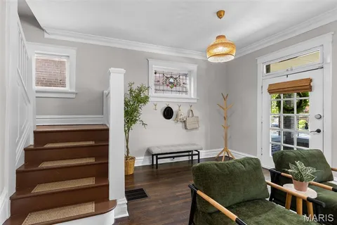 $365,000 | 5928 De Giverville Avenue, St. Louis, MO 63112