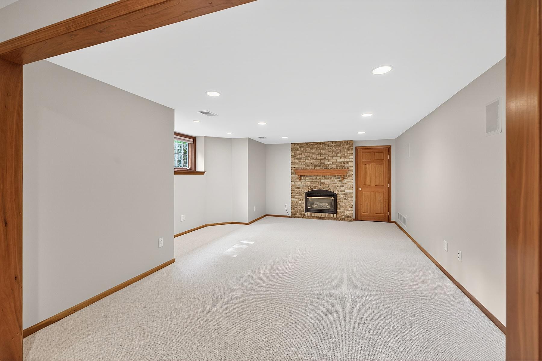 6608 Mohawk Trail Edina, MN 55439 - Photo 48 of 55