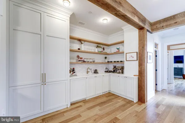 $16,000 | 1327 R Street Northwest, Unit 2, Washington, DC 20009