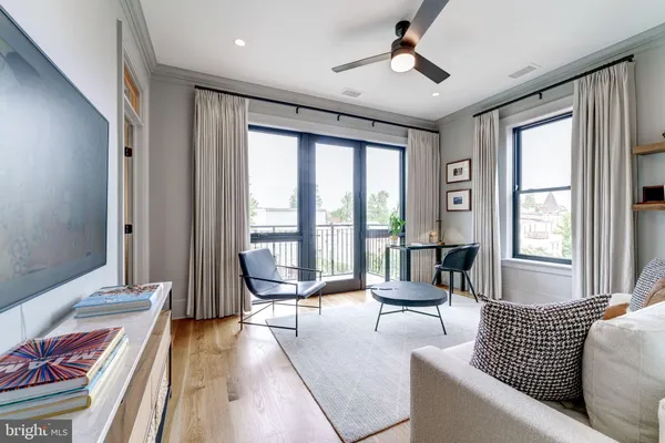 $16,000 | 1327 R Street Northwest, Unit 2, Washington, DC 20009