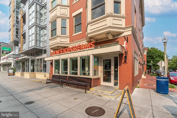 $16,000 | 1327 R Street Northwest, Unit 2, Washington, DC 20009