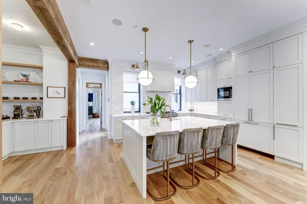 $16,000 | 1327 R Street Northwest, Unit 2, Washington, DC 20009