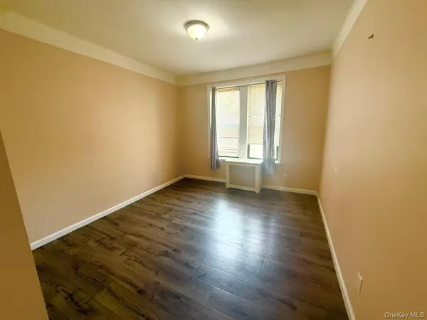 $2,900 | 132-57 Maple Avenue, Unit 2R | Flushing