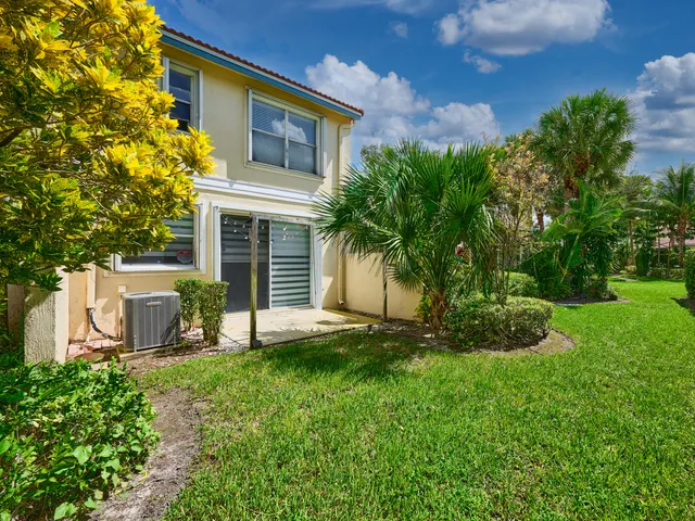 a picture of a bench in front of door