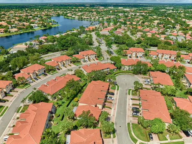 $435,000 | 4750 Northwest 117th Avenue, Coral Springs, FL 33076