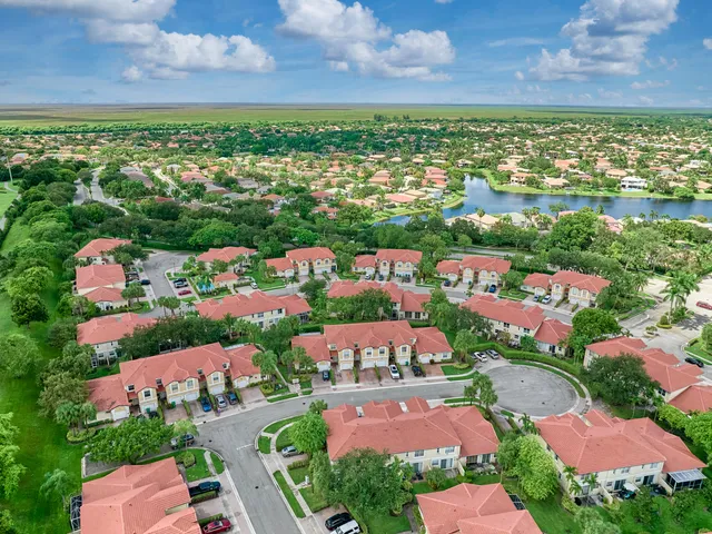 $435,000 | 4750 Northwest 117th Avenue, Coral Springs, FL 33076