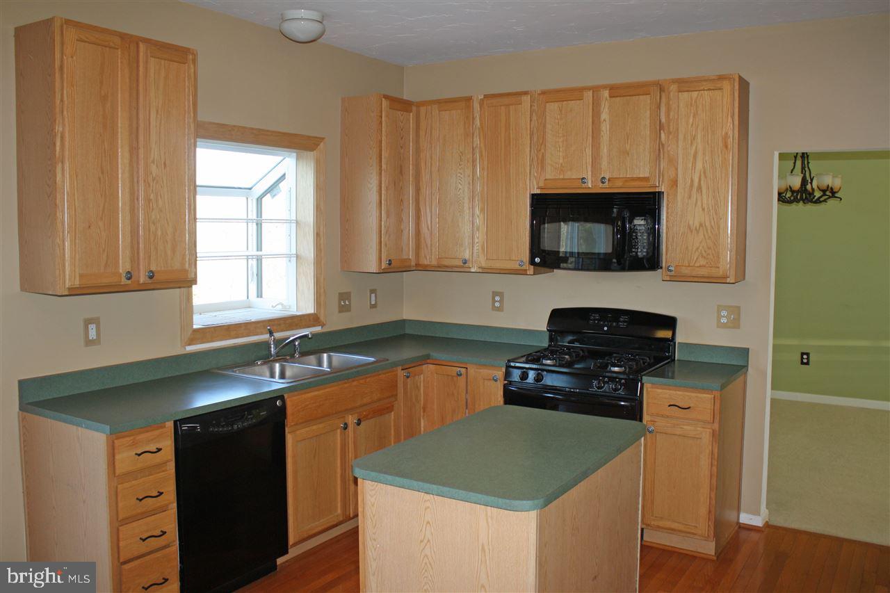 2510 Codorus Lane Spring Grove, PA 17362 - Photo 11 of 34 Gallery Image 11