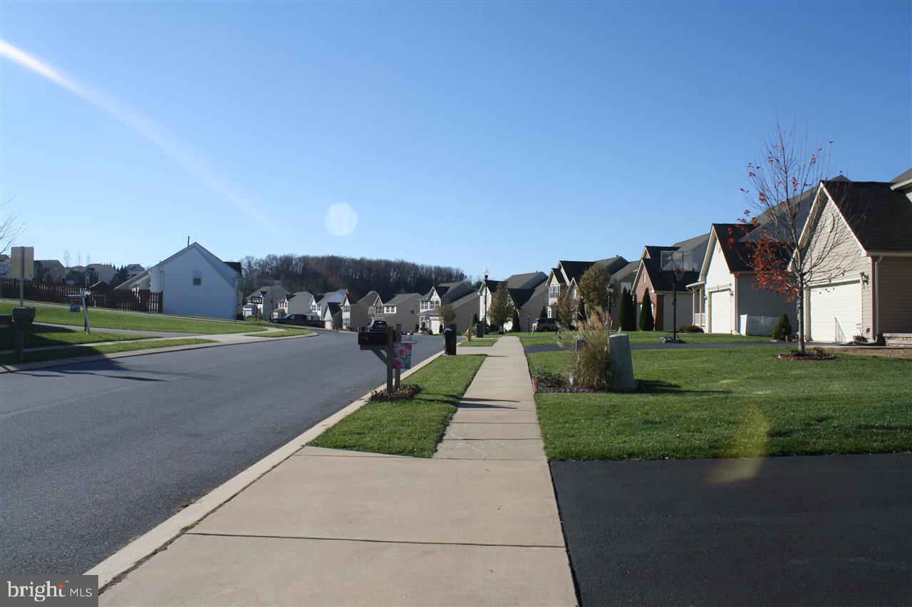 2510 Codorus Lane Spring Grove, PA 17362 - Photo 31 of 34 Gallery Image 31