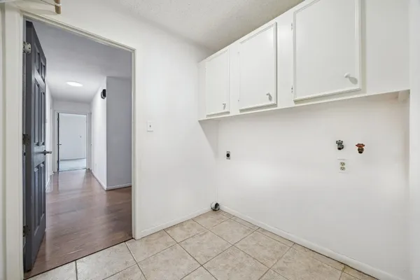 $472,000 | 1203 Half Moon Drive, Wharton, TX 77488