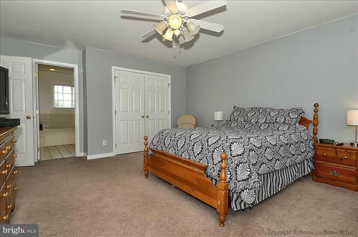 307 Stuart Court Berryville, VA 22611 - Photo 5 of 29 Bedroom (Master)