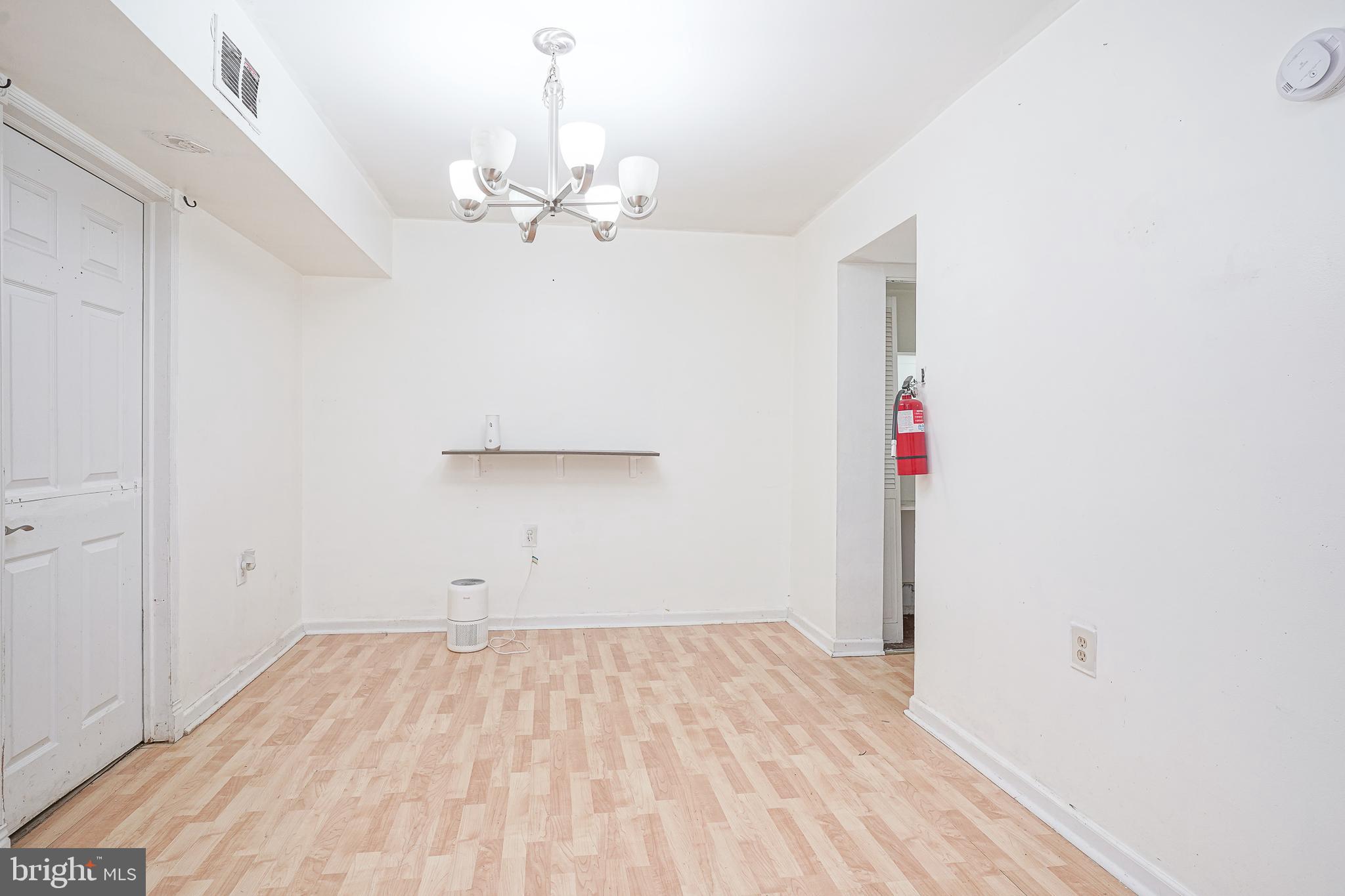 1604 Timber Creek Road Lindenwold, NJ 08021 - Photo 6 of 21