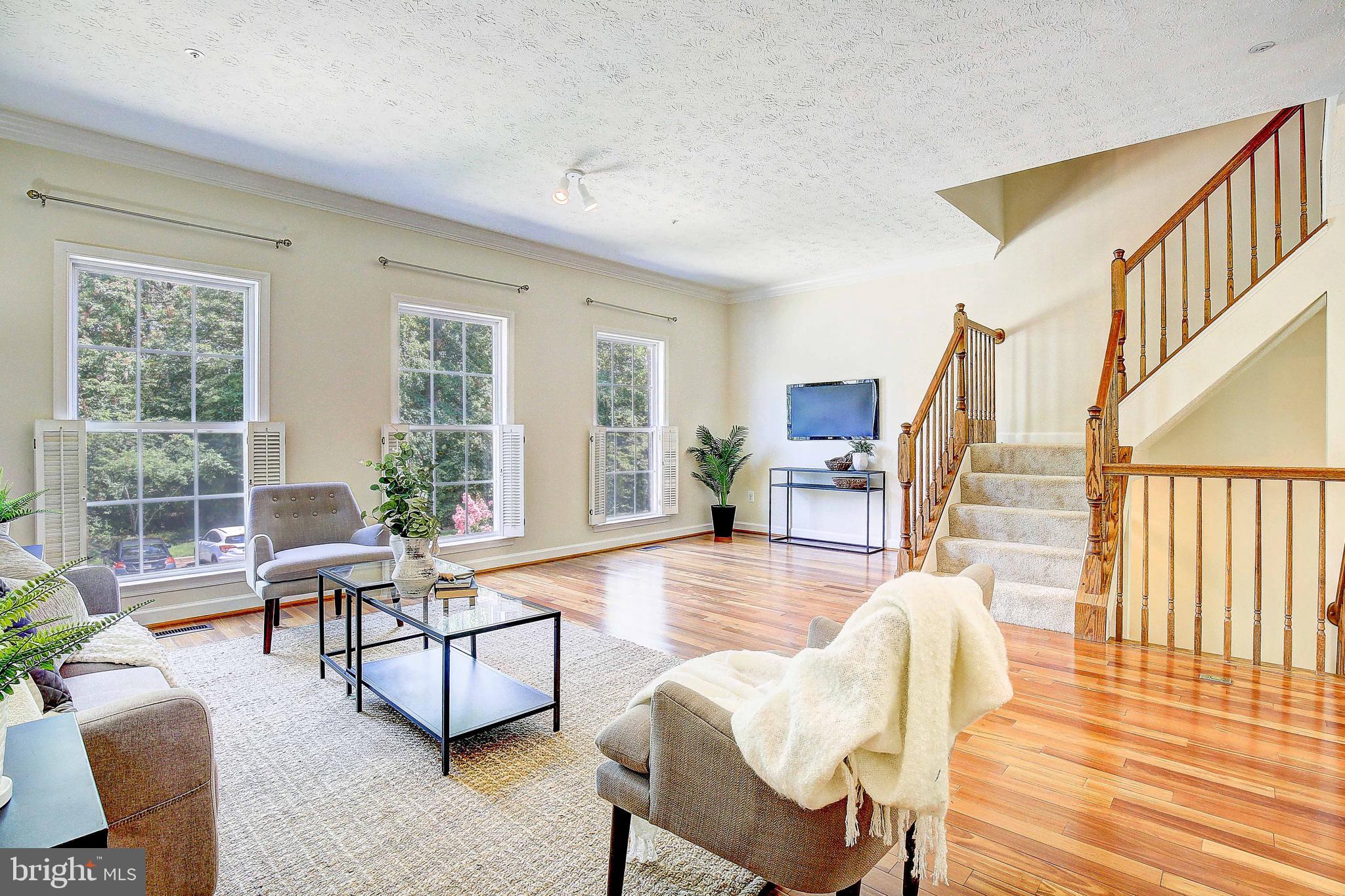 1290 Breckenridge Circle Riva, MD 21140 - Photo 7 of 43 Bright with Natural light