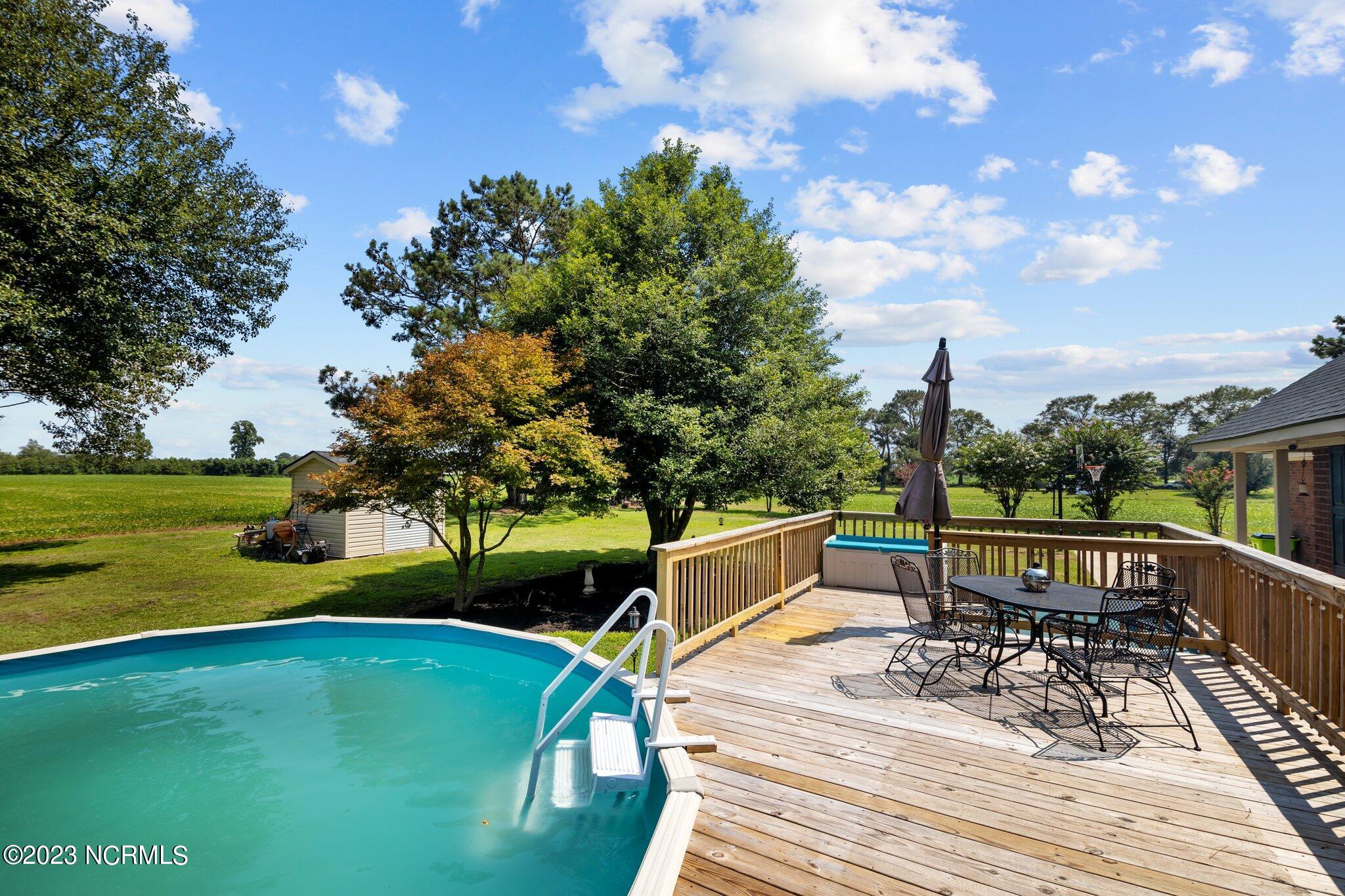 645 Bay Bush Road Vanceboro, NC 28586 - Photo 4 of 52 645 Bay Bush Road