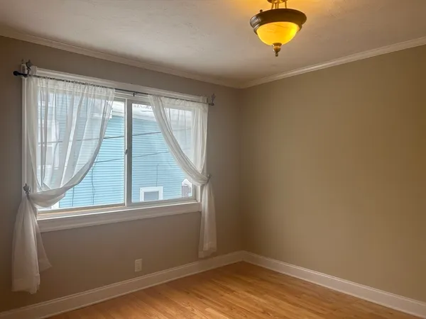 $3,600 | 11 Pennsylvania Avenue, Unit 11, Newton, MA 02464