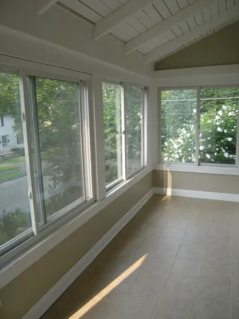 $3,600 | 11 Pennsylvania Avenue, Unit 11, Newton, MA 02464