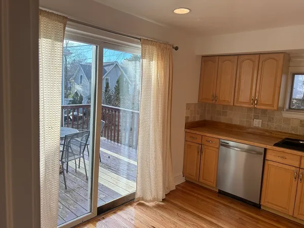 $3,600 | 11 Pennsylvania Avenue, Unit 11, Newton, MA 02464