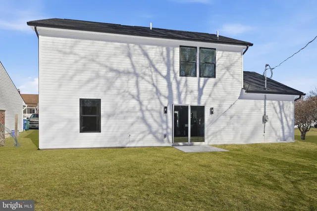 $3,500 | 29 Rocky Pool Lane, Levittown, PA 19055