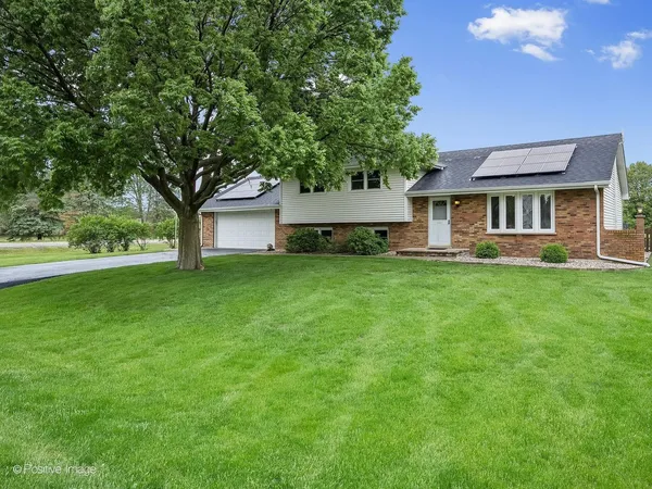 $485,000 | 28W776 Wagner Road, Naperville, IL 60564