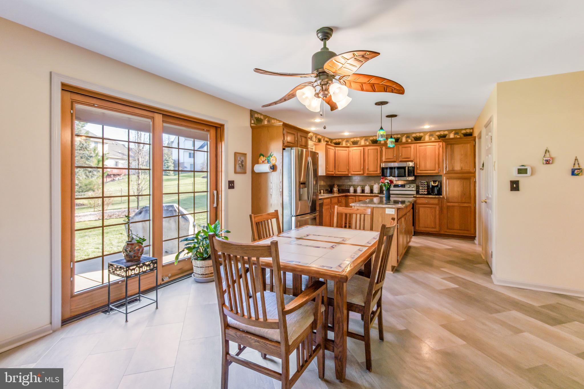 15 Alice Avenue Lititz, PA 17543 - Photo 13 of 40 Kitchen Dining Area